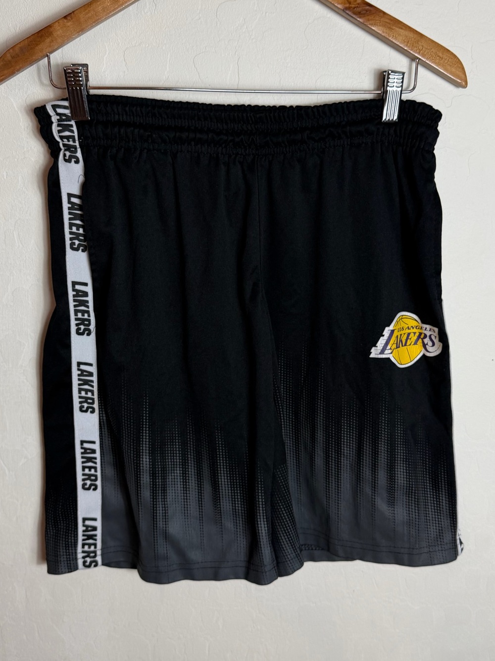 NBA Black Gradient Lakers Boys' Athletic Shorts